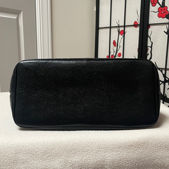 Chanel Medallion Tote - Picture 7 of 17